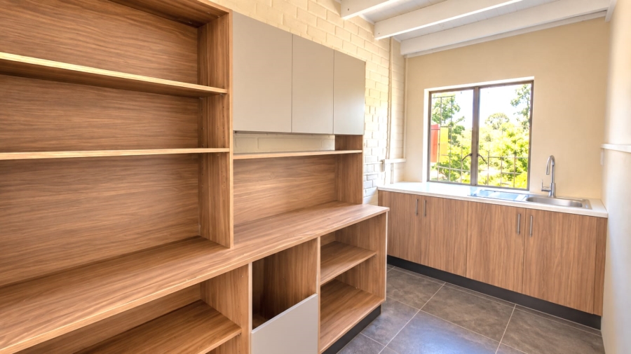 To Let 4 Bedroom Property for Rent in Schoemansville North West